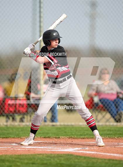 Thumbnail 2 in Trenton @ Collinsville photogallery.