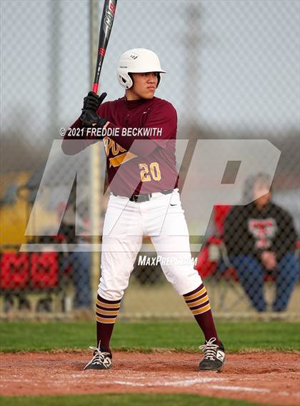 Thumbnail 3 in Trenton @ Collinsville photogallery.