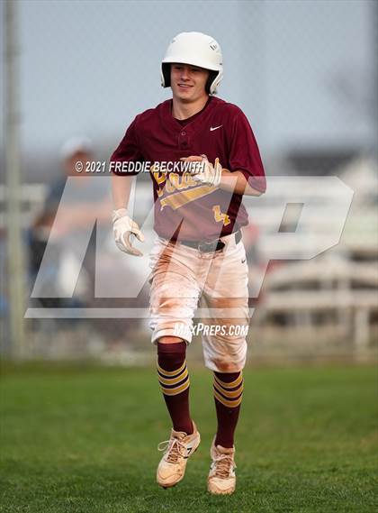 Thumbnail 3 in Trenton @ Collinsville photogallery.