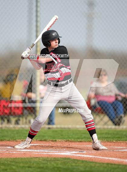 Thumbnail 3 in Trenton @ Collinsville photogallery.