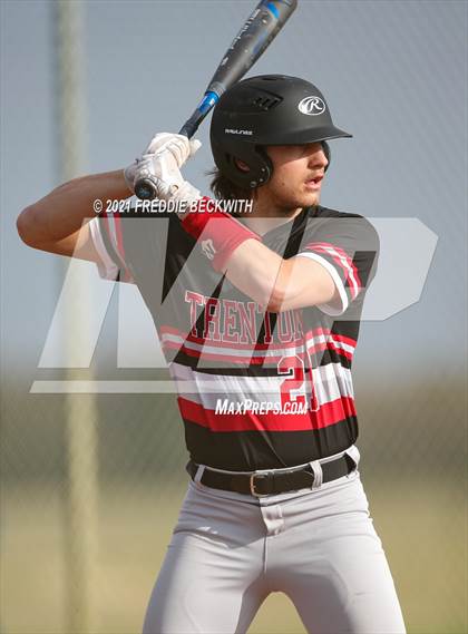 Thumbnail 1 in Trenton @ Collinsville photogallery.