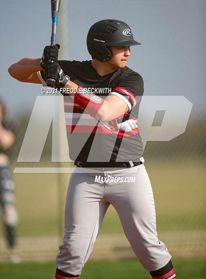 Thumbnail 2 in Trenton @ Collinsville photogallery.