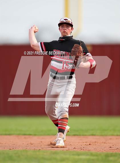 Thumbnail 3 in Trenton @ Collinsville photogallery.