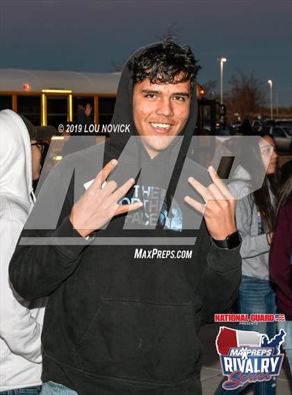 Thumbnail 2 in Rio Rancho @ Cleveland (2018 MaxPreps Rivalry Series) photogallery.
