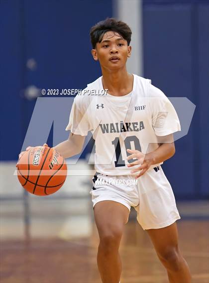 Thumbnail 1 in Hawaii Prep @ Waiakea photogallery.
