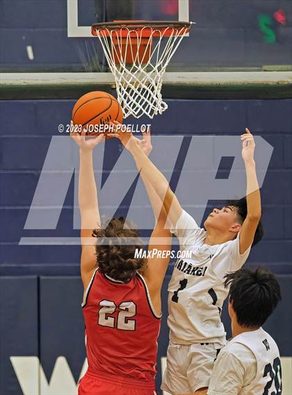 Thumbnail 2 in Hawaii Prep @ Waiakea photogallery.