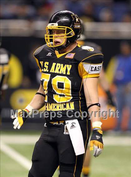 Thumbnail 1 in U.S. Army All-American Bowl  photogallery.