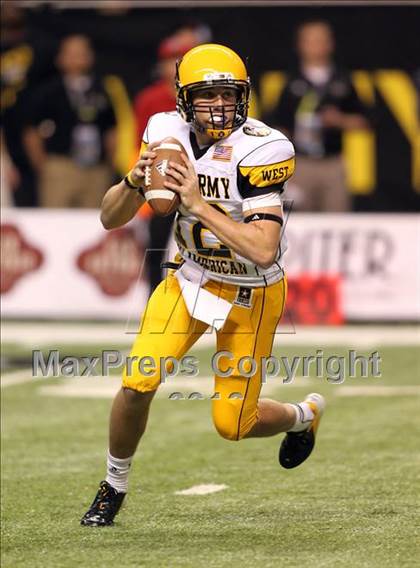 Thumbnail 1 in U.S. Army All-American Bowl  photogallery.