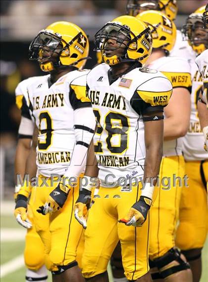 Thumbnail 1 in U.S. Army All-American Bowl  photogallery.