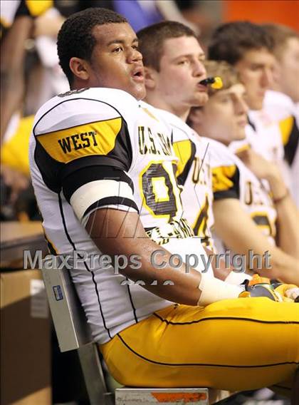 Thumbnail 2 in U.S. Army All-American Bowl  photogallery.