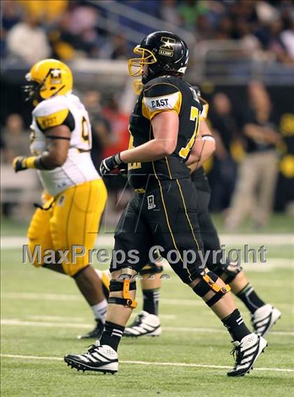 Thumbnail 3 in U.S. Army All-American Bowl  photogallery.