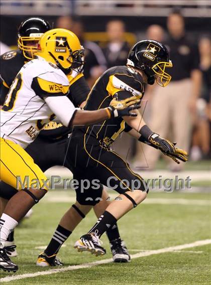 Thumbnail 2 in U.S. Army All-American Bowl  photogallery.
