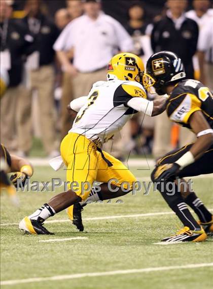 Thumbnail 1 in U.S. Army All-American Bowl  photogallery.