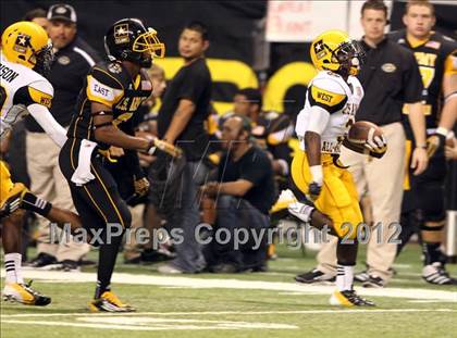 Thumbnail 3 in U.S. Army All-American Bowl  photogallery.