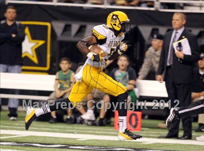 Thumbnail 2 in U.S. Army All-American Bowl  photogallery.