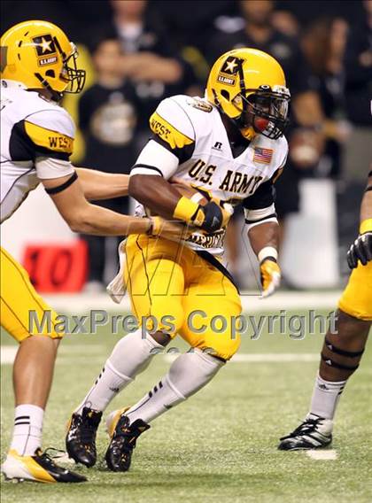 Thumbnail 2 in U.S. Army All-American Bowl  photogallery.