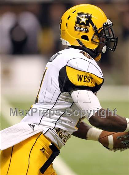 Thumbnail 2 in U.S. Army All-American Bowl  photogallery.