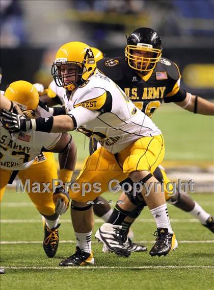 Thumbnail 2 in U.S. Army All-American Bowl  photogallery.