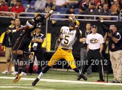 Thumbnail 2 in U.S. Army All-American Bowl  photogallery.
