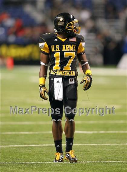 Thumbnail 1 in U.S. Army All-American Bowl  photogallery.