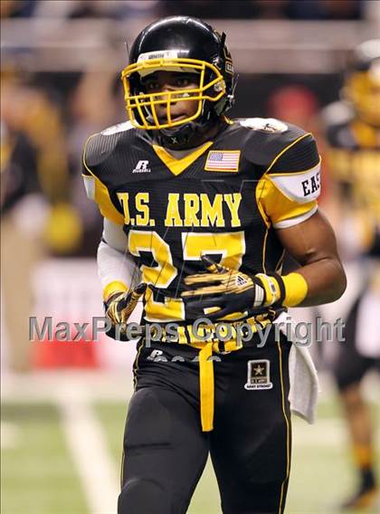 Thumbnail 1 in U.S. Army All-American Bowl  photogallery.