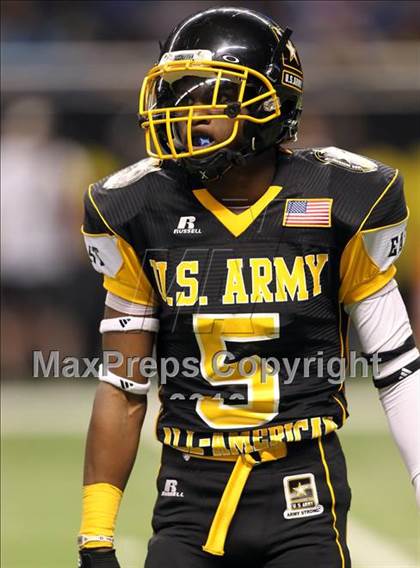 Thumbnail 1 in U.S. Army All-American Bowl  photogallery.