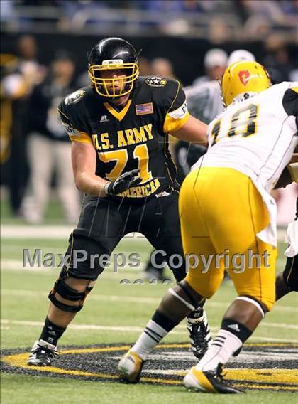 Thumbnail 3 in U.S. Army All-American Bowl  photogallery.