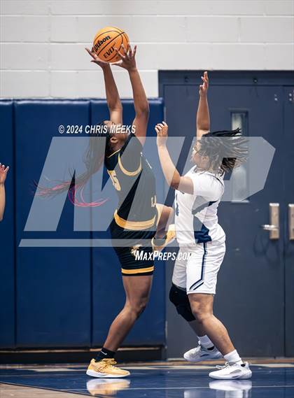Thumbnail 3 in East Laurens @ St. Francis (GHSA A Division-1 Quarterfinal) photogallery.