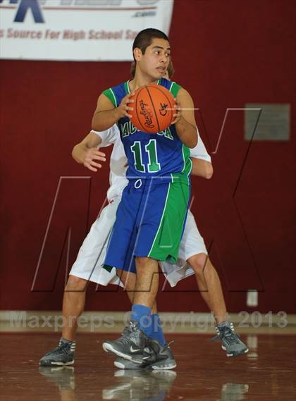 Thumbnail 2 in Pacifica Christian vs. Canyon Crest Academy (MaxPreps Holiday Classic) photogallery.