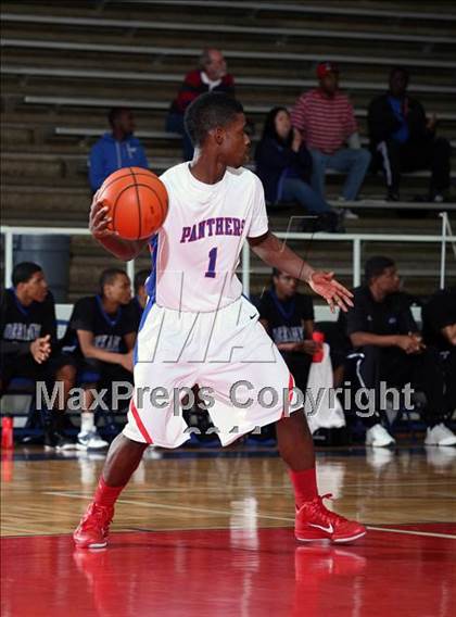 Thumbnail 3 in Dekaney vs Duncanville (McDonald's Texas Invitational) photogallery.