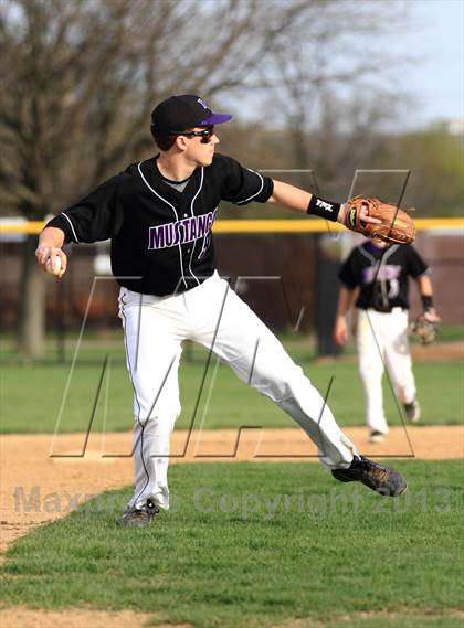 Thumbnail 1 in Elk Grove @ Rolling Meadows photogallery.
