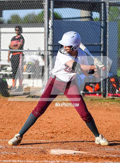 Thumbnail 2 in Iola vs Somerville photogallery.