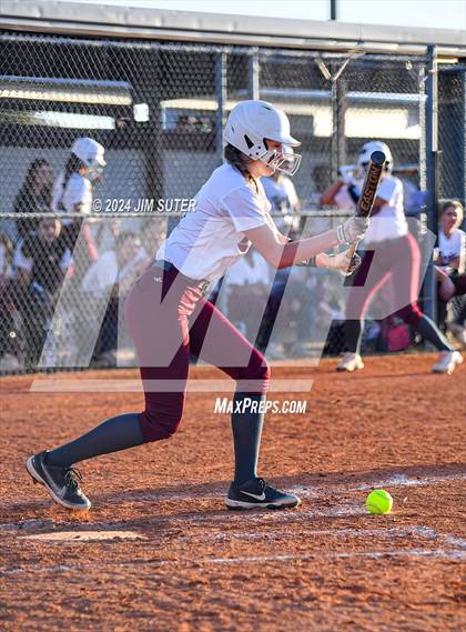 Thumbnail 2 in Iola vs Somerville photogallery.
