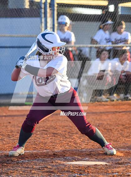 Thumbnail 2 in Iola vs Somerville photogallery.