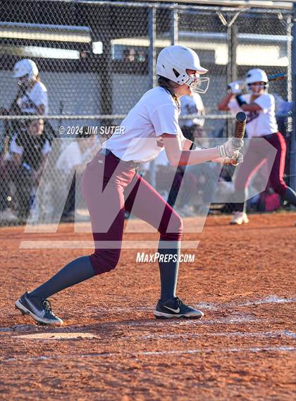 Thumbnail 1 in Iola vs Somerville photogallery.