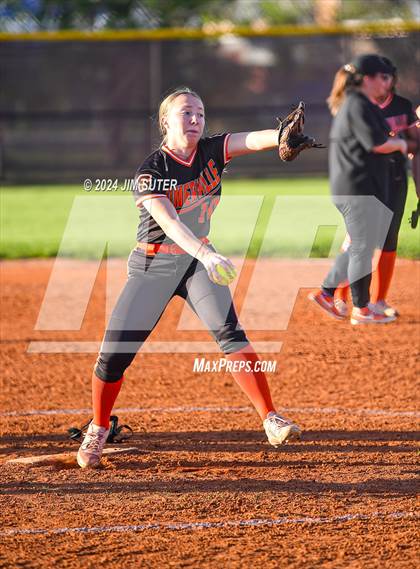 Thumbnail 1 in Iola vs Somerville photogallery.