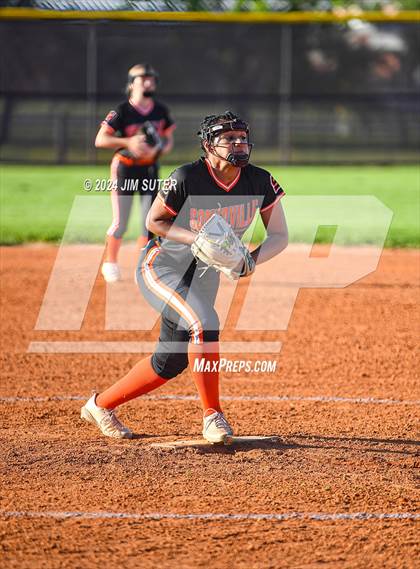 Thumbnail 2 in Iola vs Somerville photogallery.