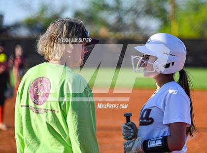 Thumbnail 3 in Iola vs Somerville photogallery.