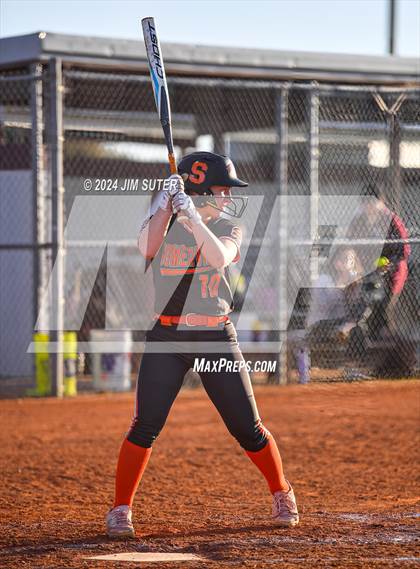 Thumbnail 3 in Iola vs Somerville photogallery.