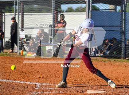 Thumbnail 1 in Iola vs Somerville photogallery.