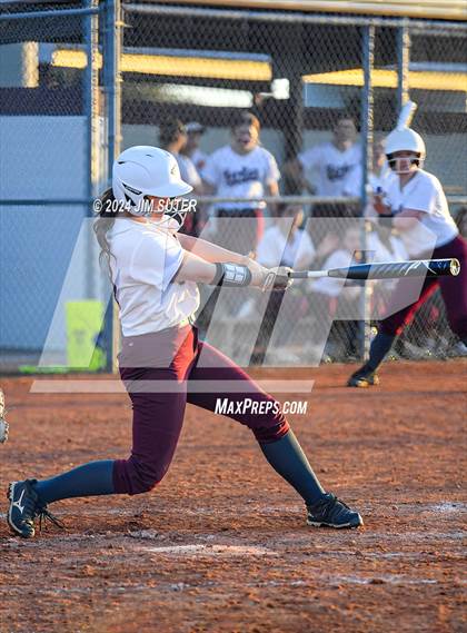 Thumbnail 1 in Iola vs Somerville photogallery.