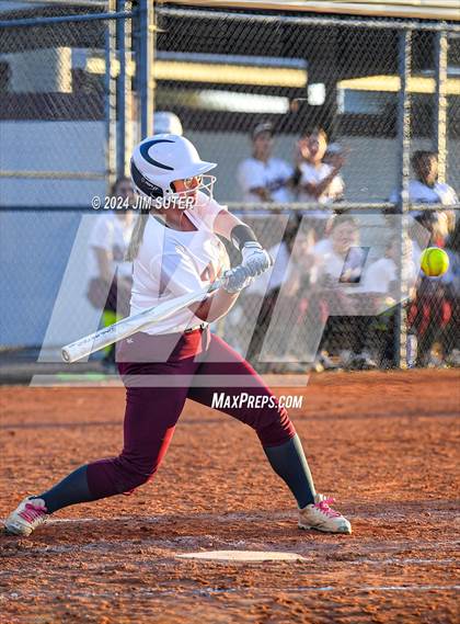 Thumbnail 3 in Iola vs Somerville photogallery.