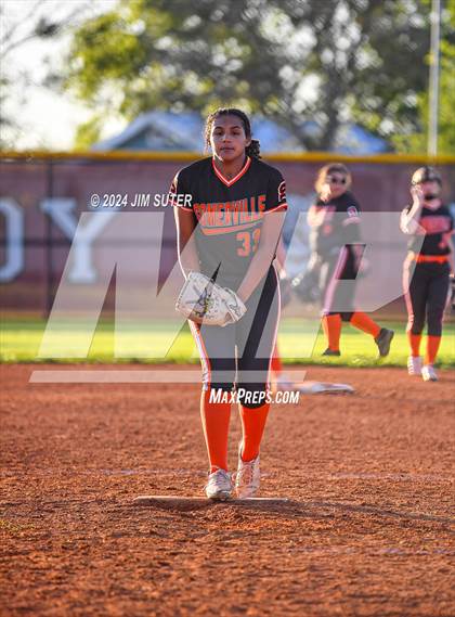 Thumbnail 2 in Iola vs Somerville photogallery.