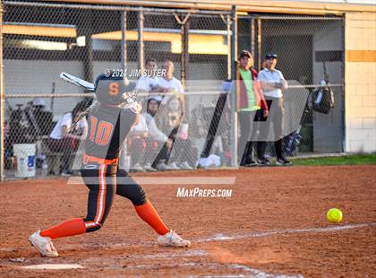 Thumbnail 2 in Iola vs Somerville photogallery.