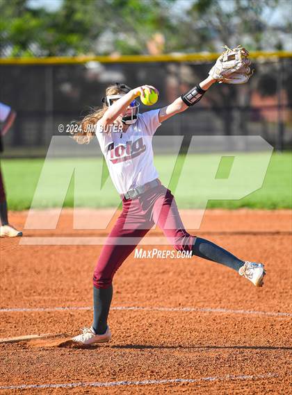 Thumbnail 1 in Iola vs Somerville photogallery.