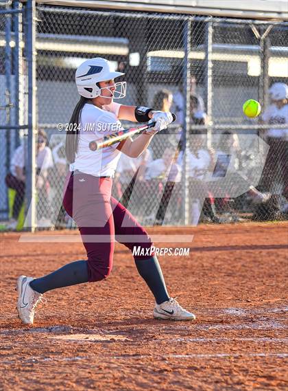 Thumbnail 2 in Iola vs Somerville photogallery.