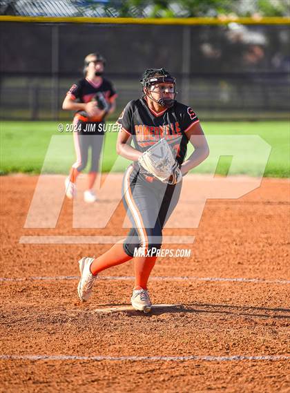 Thumbnail 3 in Iola vs Somerville photogallery.