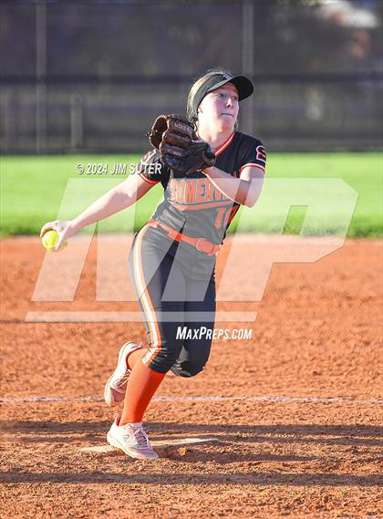 Thumbnail 3 in Iola vs Somerville photogallery.