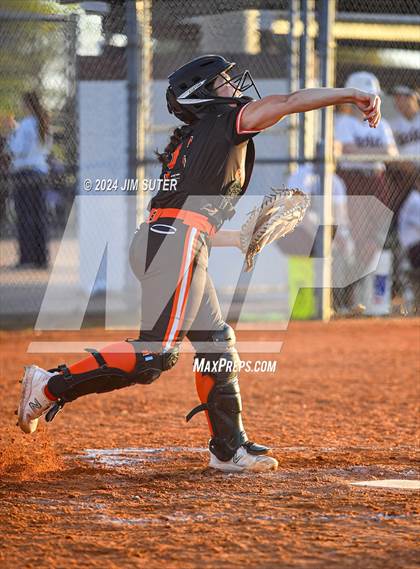 Thumbnail 1 in Iola vs Somerville photogallery.