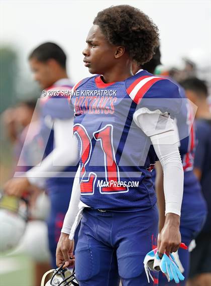 Thumbnail 2 in Quinlin Ford Vs Life Waxahachie(Varsity Scrimmage) photogallery.